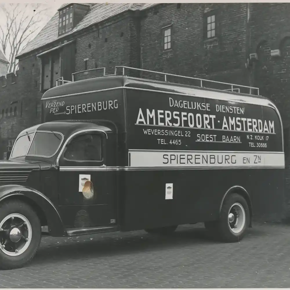 oud busje van Spierenburg