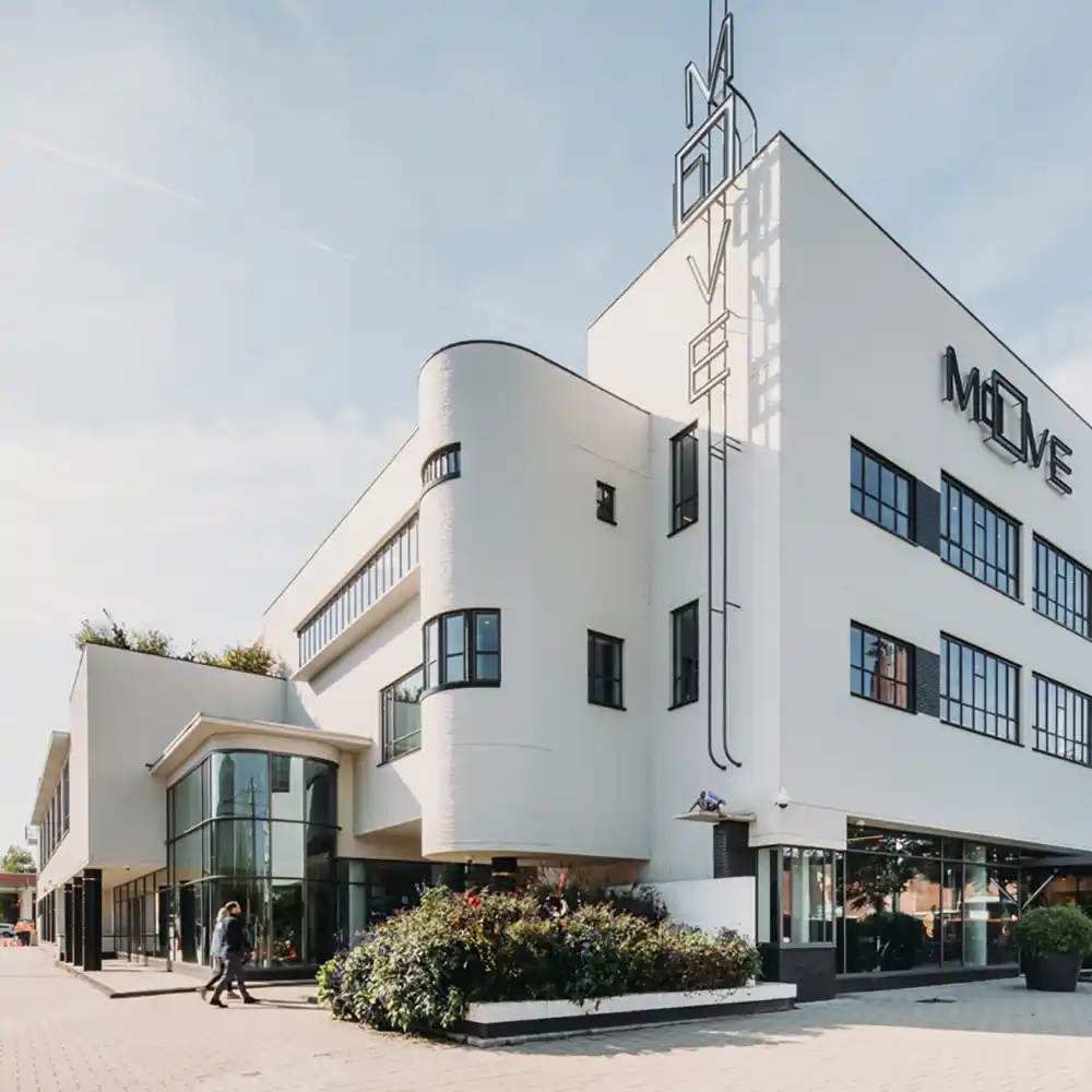 Move gebouw in Amsterdam